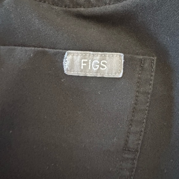 FIGS - Picture 4 of 7